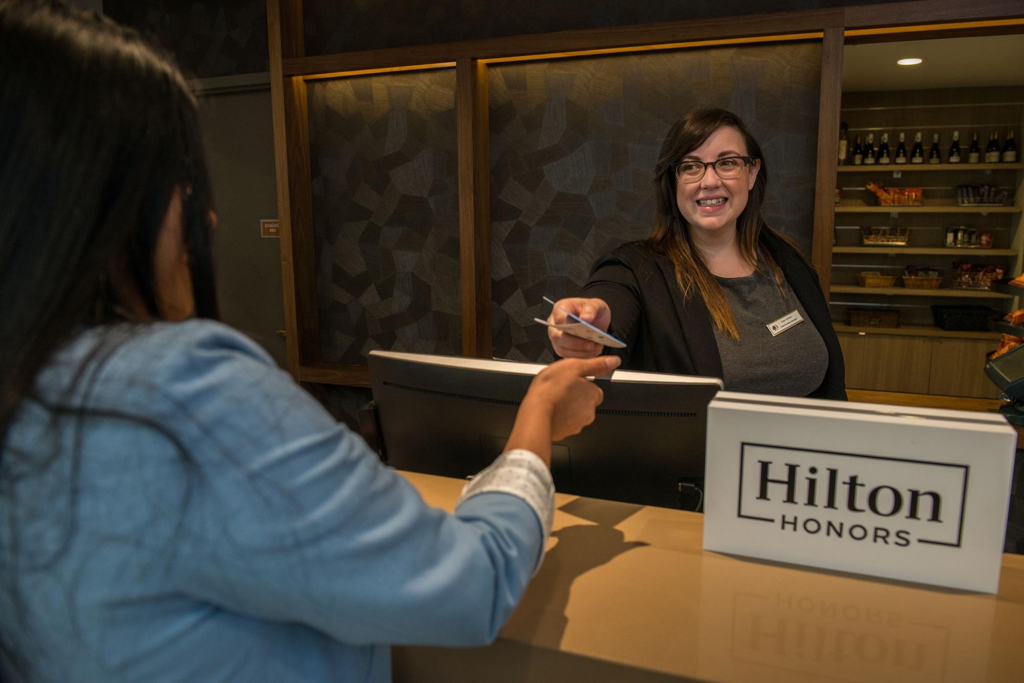 Doubletree By Hilton Lax - El Segundo Hotel Bagian luar foto