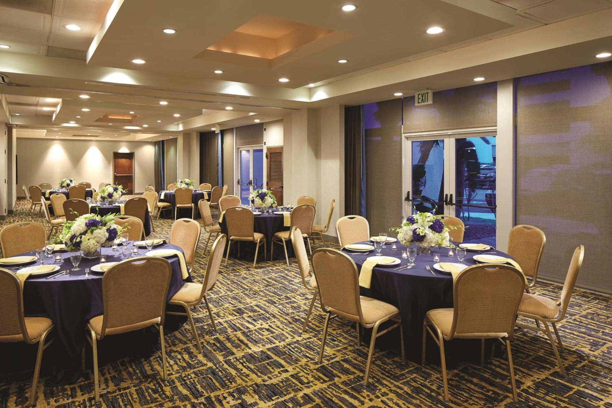 Doubletree By Hilton Lax - El Segundo Hotel Bagian luar foto